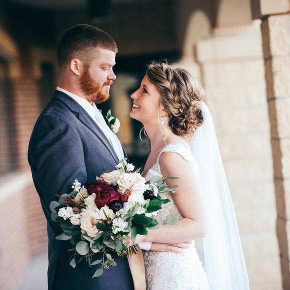 Meet your Posher, Mckenzie - Picture 1 of 1